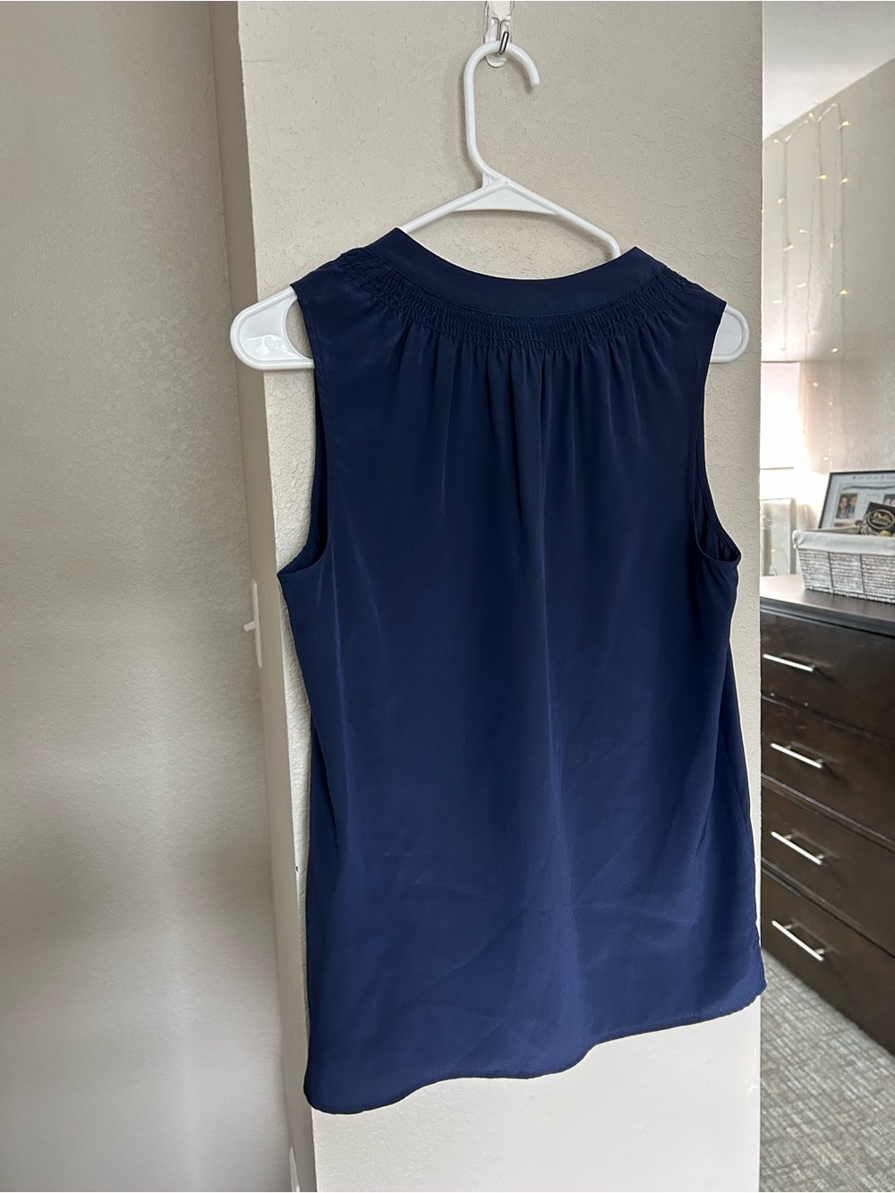 Lilly Pulitzer "Houston" Sleeveless Silk Top in True Navy - Picture 6 of 6